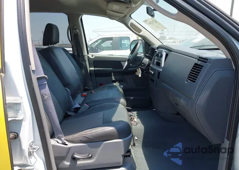 2007 Dodge Ram 1500 Slt z USA, uszkodzony, nr VIN 1D7HA18227S188942